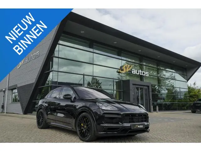 Porsche Cayenne Coupé 4.0 V8 Turbo S 680pk E-Hybrid Panoramadak *SOH 89%* Keramisch *BTW* Massage Tr...