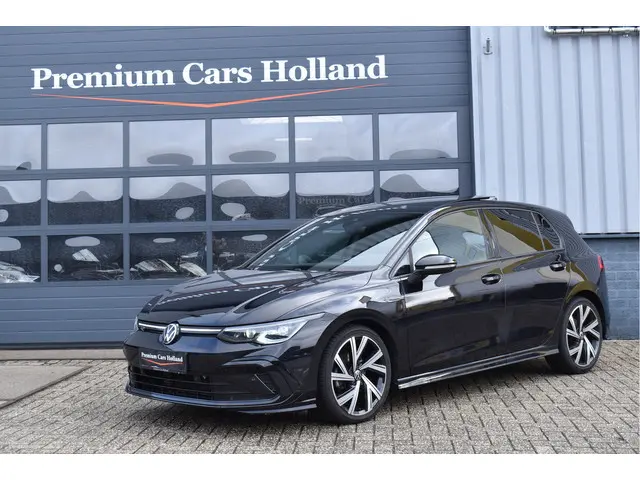 Volkswagen Golf 1.5 eTSI R-Line 150 Pk Pano H/K Navi HUD Camera ACC