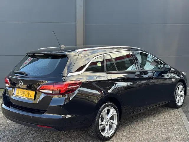 Opel Astra Sports Tourer 1.2 Elegance / Geen Import / 100% onderhoud