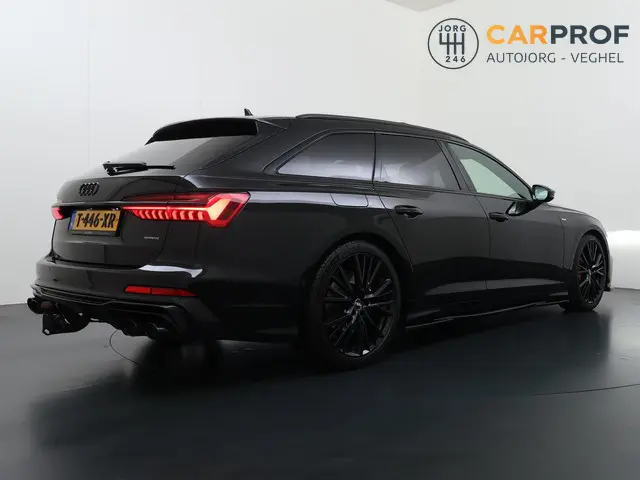 Audi A6 Avant 55 TFSI quattro S edition Pano | Trekhaak | 360 Camera | S-Line |