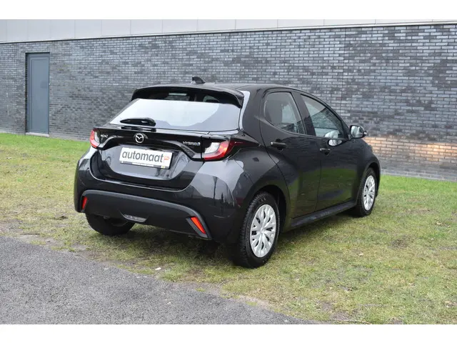 Mazda 2 Hybrid