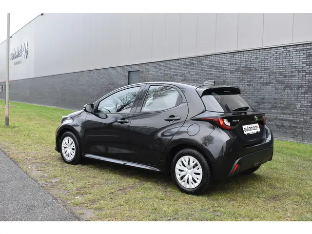 Mazda 2 Hybrid