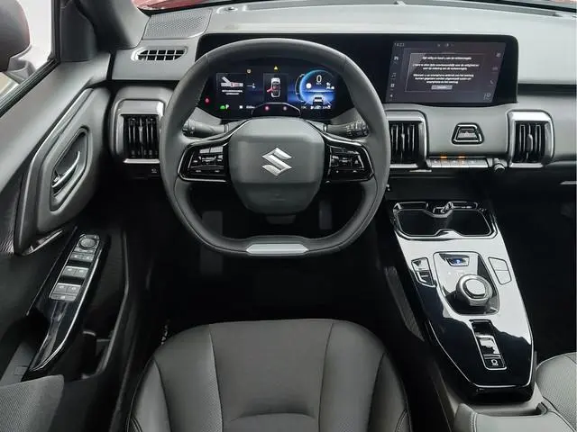 Suzuki e Vitara