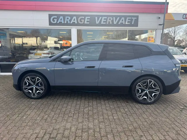 BMW iX xDrive40 High Executive 77 kWh