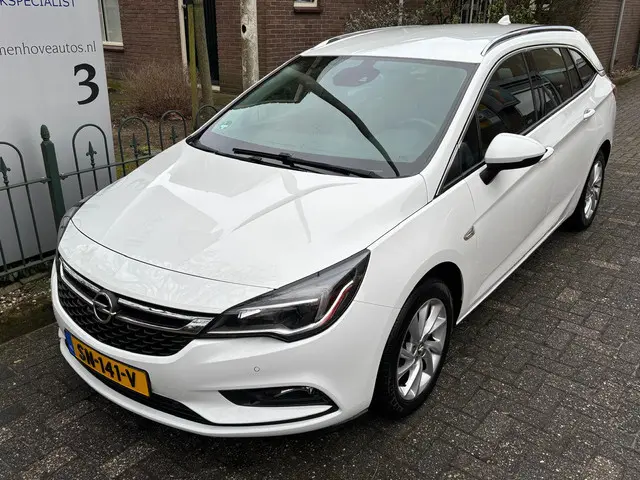 Opel Astra Sports Tourer 1.0 Business Executive