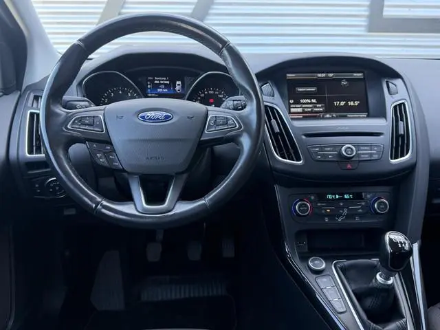 Ford Focus 1.0 Titanium Edition 2e Eigenaar|Navi|Clima|Cruise|PDC V+A|LM Velgen|N.A.P|Nieuwe APK bij...