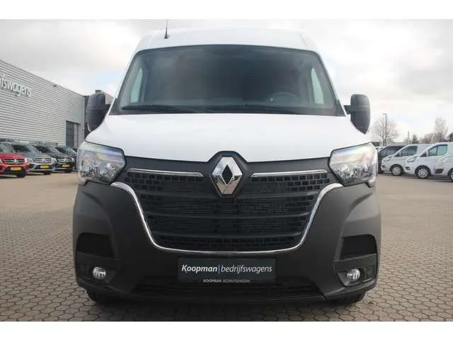 Renault Master T35 2.3dCi 136pk L3H2 Energy | Navi | Airco | Cruise | Lease 501,- p/m