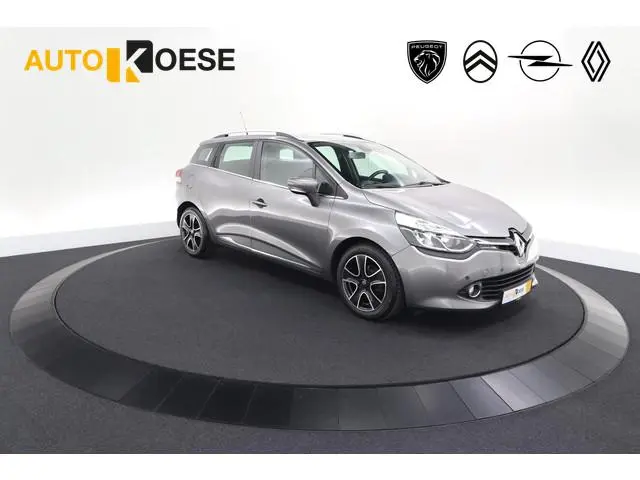 Renault Clio Estate 1.5 dCi ECO Dynamique | Parkeersensoren voor + achter | Armsteun | Navigatie