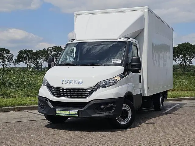 IVECO DAILY 35S14       bakwagen laadklep!