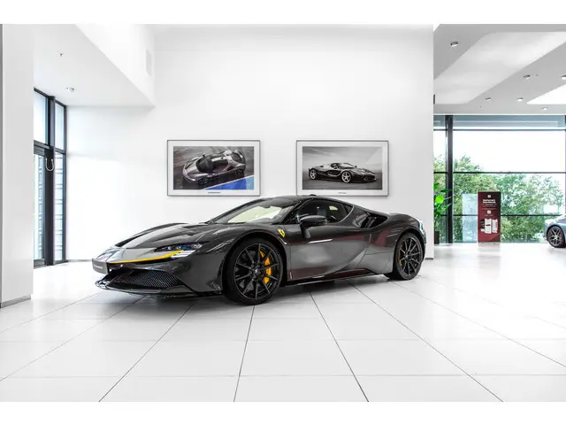 Ferrari SF90 Stradale Assetto Fiorano ~Ferrari Munsterhuis~