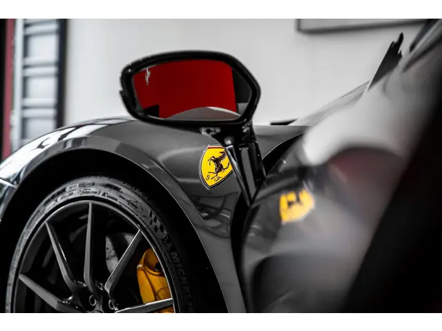 Ferrari SF90 Stradale