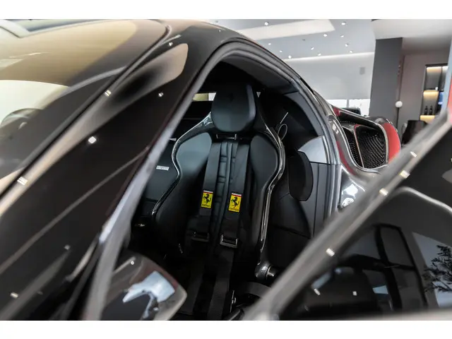 Ferrari SF90 Stradale