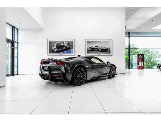 Ferrari SF90 Stradale Assetto Fiorano ~Ferrari Munsterhuis~