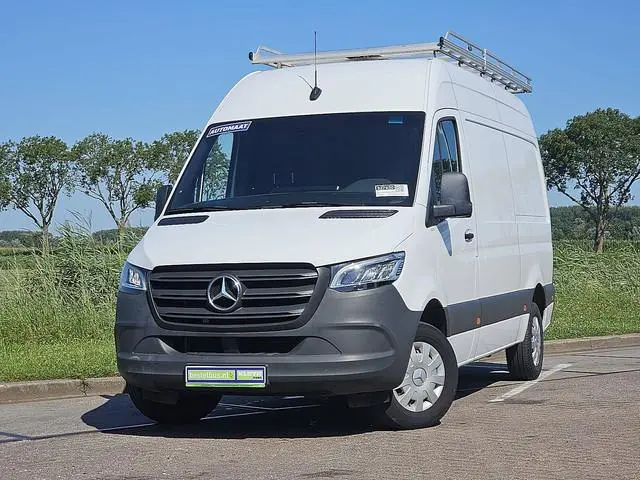 MERCEDES-BENZ SPRINTER 317 l2h2 led mbux rwd!