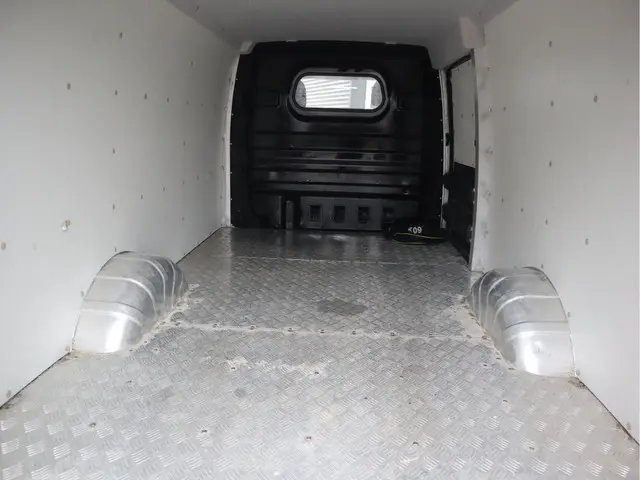 Cenntro Logistar 260