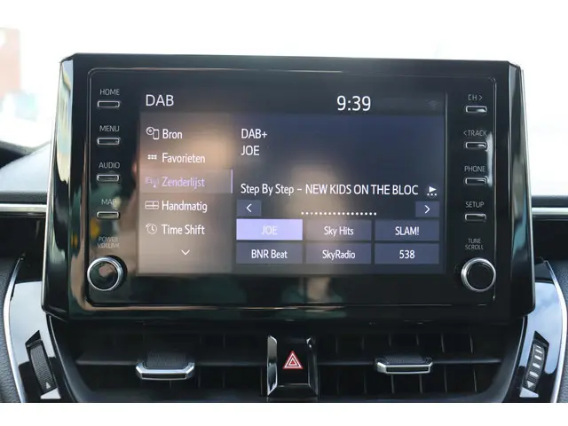 Toyota Corolla Touring Sports