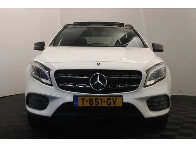 Mercedes-Benz GLA-klasse 200 Premium Plus |Pano|Navi|