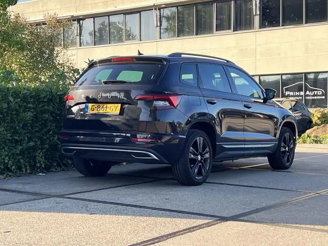 ŠKODA Karoq 1.5 TSI ACT Sportline Business | ACHTERUITRIJ CAM. | CRUISE | ELEK. ACHTERKLEP | NAVI |...