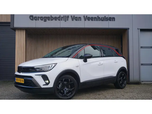 Opel Crossland 1.2 110pk Turbo GS-Line *Black Optik* Sportstoelen H-Leder 17inch LM Clima Cruise Con...