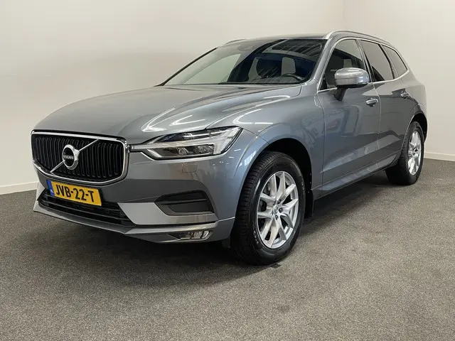 Volvo XC60 2.0 T5 250pk AUT8 AWD Momentum Trekhaak 2400kg/ Adapt. Cruise/ Leer/ Stoel en Stuur verw....
