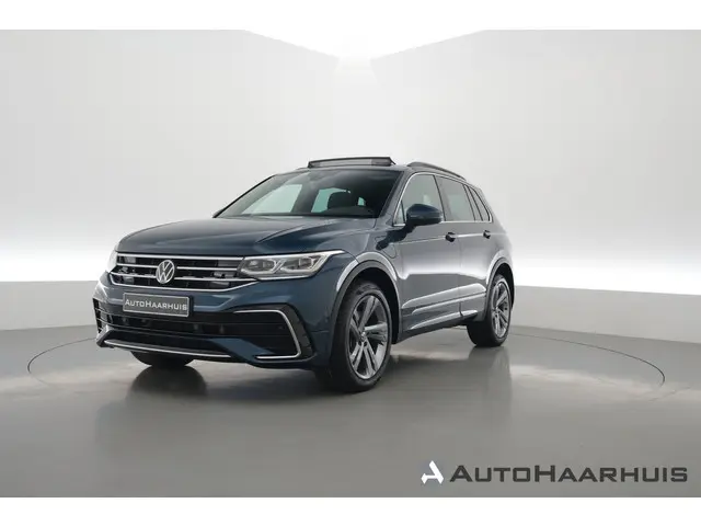 Volkswagen Tiguan 1.4 TSI eHybrid R-Line Business+ | Pano | Elek. Trekhaak | Dig. Cockpit | PDC | St...