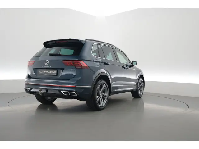 Volkswagen Tiguan 1.4 TSI eHybrid R-Line Business+ | Pano | Elek. Trekhaak | Dig. Cockpit | PDC | St...