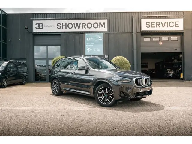 BMW X3 xDrive30e High Exec. | Pan-dak | Head-up | Nw model! | M-styling |