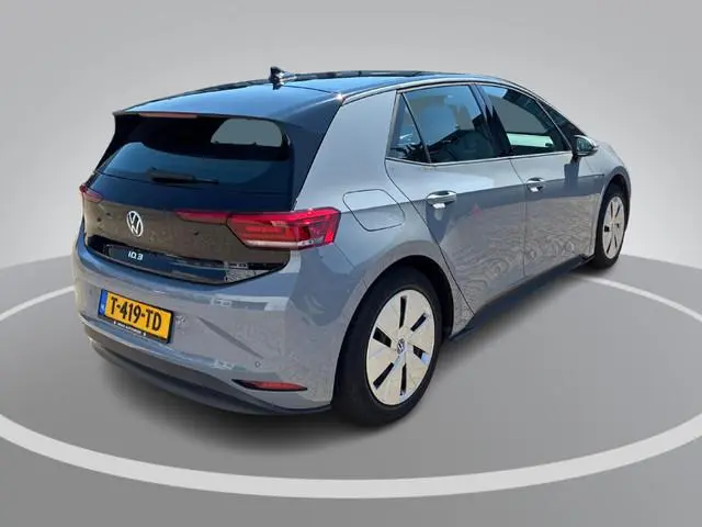 Volkswagen ID.3 Pure 150pk 45 kWh · SOH 93,6 · Apple/Android Car Play · Navigatie · P-Sensoren · ACC...