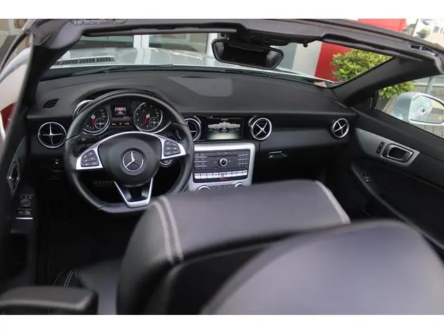 Mercedes-Benz SLC