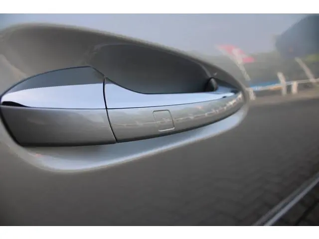 Mercedes-Benz SLC