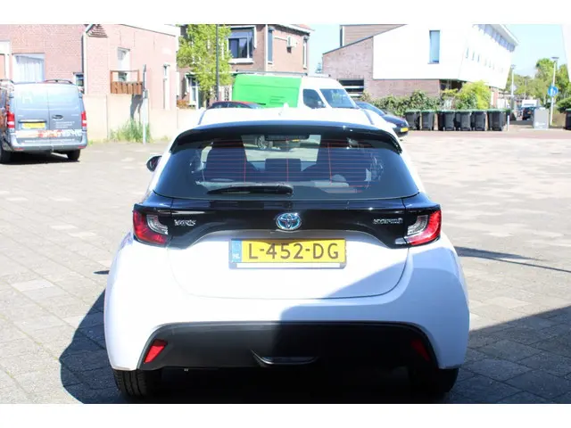 Toyota Yaris 1.5 Hybrid Active