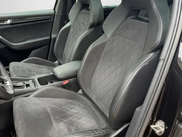 Skoda Kodiaq 1.5 TSI Business Edition Plus 7persoons 150pk | Panoramadak | Trekhaak |  Elektrisch ve...