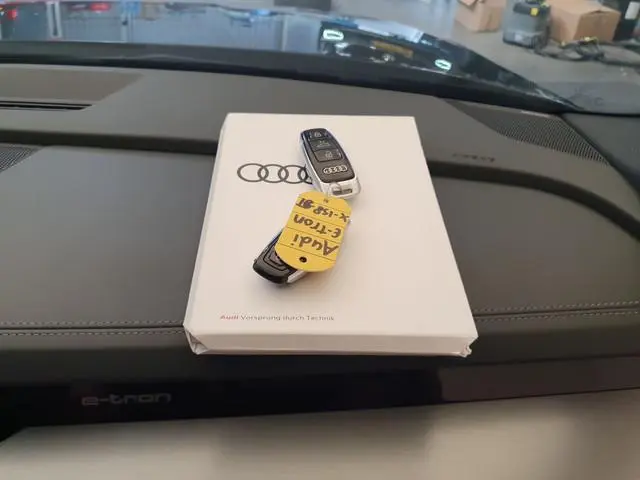 Audi e-tron