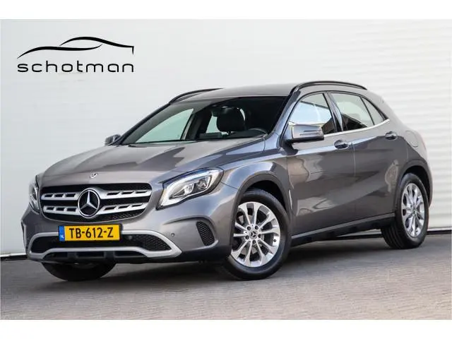 Mercedes-Benz GLA-klasse 180 Business Solution Camera, Navi, PDC 2018