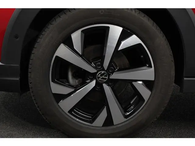 Volkswagen Taigo 1.5 TSI 150pk DSG Style Navigatie Apple Carplay/Android Auto Parkeersensoren Camera...