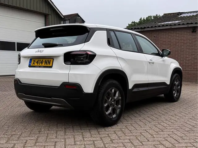 Jeep Avenger Longitude 54 kWh - SOH 96,94%, Warmtepomp, Airco, Navi, Isofix, Keyless, LED, 18DKM!