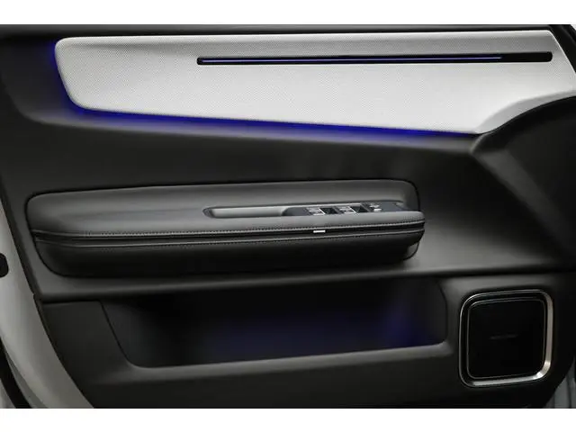 Polestar 4