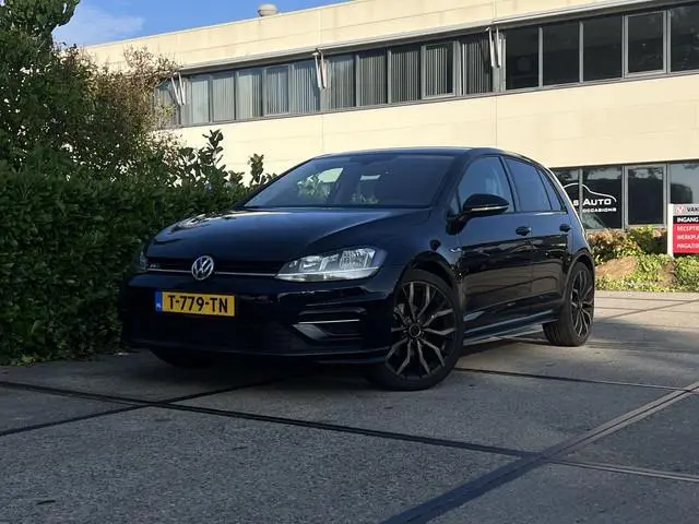 Volkswagen Golf 1.5 TSI Highline Business R |TREKHAAK|STOELVERW.|CARPLAY|ADAPTIVE CRUISE|DEALER ONDE...