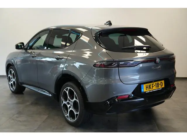 Alfa Romeo Tonale 1.5T Hybrid Veloce Schakelpaddles Draadloze Lader Stoelventilatie 24 Maanden garan...