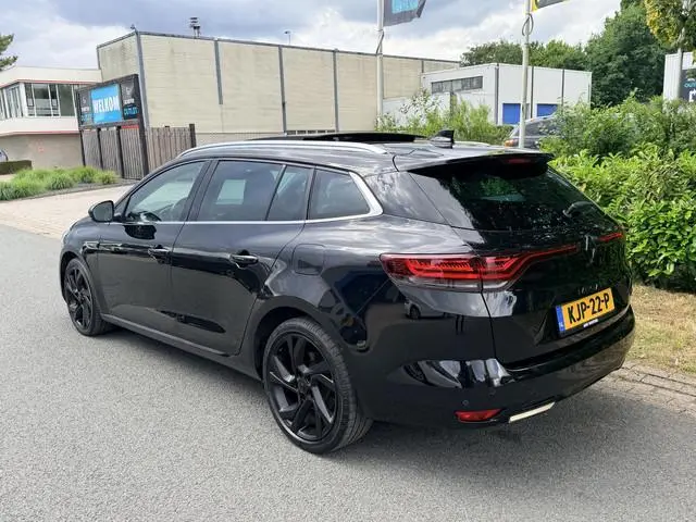 Renault Mégane Estate 1.6 E-Tech Plug-In Hybrid 160PK•Pano•Bose•ACC
