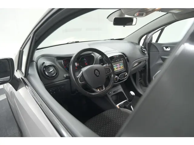 Renault Captur TCe 90 Limited | Trekhaak | Navigatie | Pack Comfort | Parkeersensoren