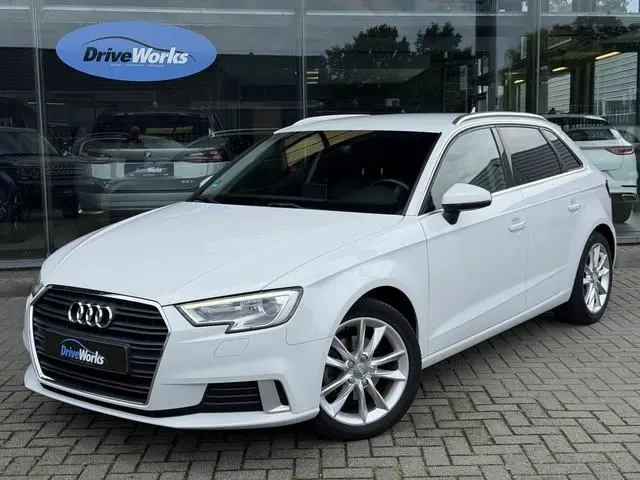 Audi A3 Sportback 1.0 TFSI Sport S Line Edition | Carplay Interesse in een bezichtiging of proefrit,...