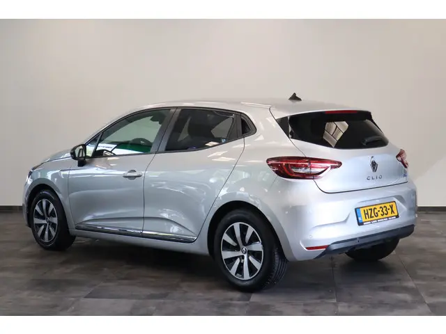 Renault Clio 1.6 E-Tech Hybrid 145 Evolution Navigatie Full-led PDC 24 maanden garantie mogelijk (*v...