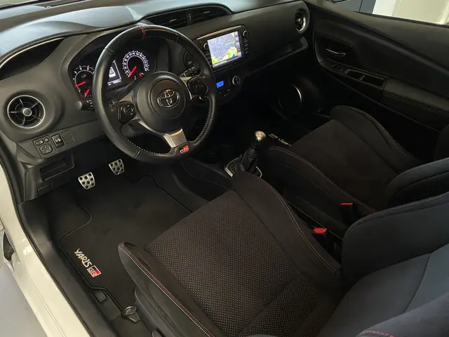 Toyota Yaris 1.8 GRMN Camera, Navi, 213PK, Limited edition 086 / 400