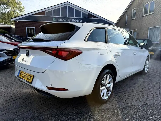 SEAT Leon Sportstourer 1.0 TSI Style Business Intense Camera, Trekhaak, Virt.Dash