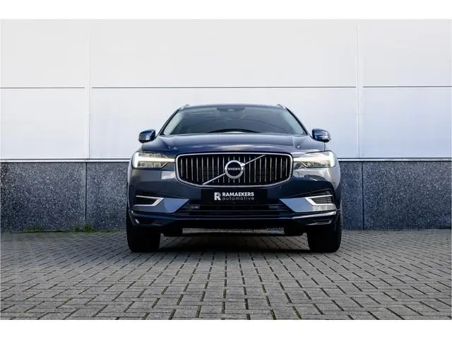 Volvo XC60 2.0 Recharge T6 AWD Panorama / Stoelverwarming / Camera /