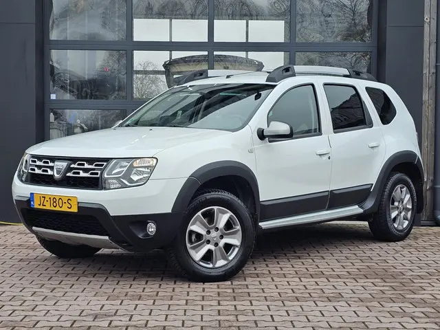 Dacia Duster 1.2 TCe 4x2 Lauréate | Airco | Cruise | Trekhaak | All-seasons | PDC |