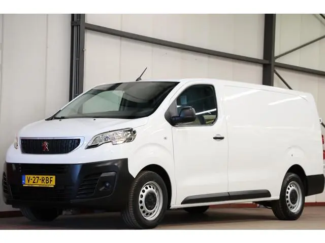 Peugeot Expert 2.0 BlueHDI 120 L3H1 LANG 2500KG TREKVERMOGEN