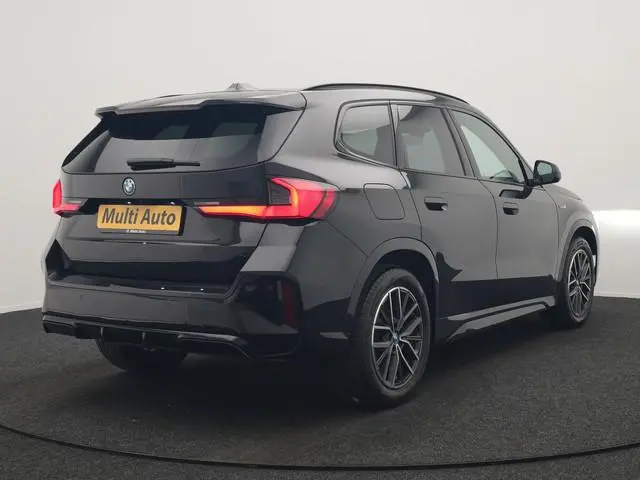 BMW X1 xDrive25e M Sport PHEV 245pk Dealer O.H. | Trekhaak Af Fabriek | Camera | Alcantara Sportstoe...