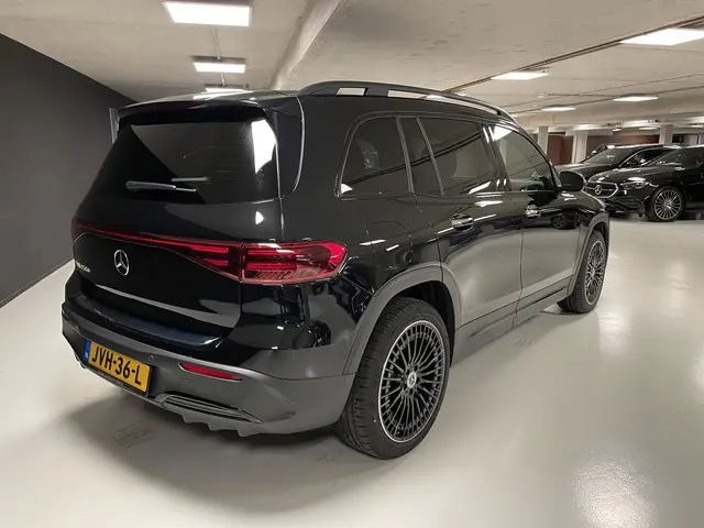Mercedes-Benz EQB 250+ Business Solution AMG 71 kWh